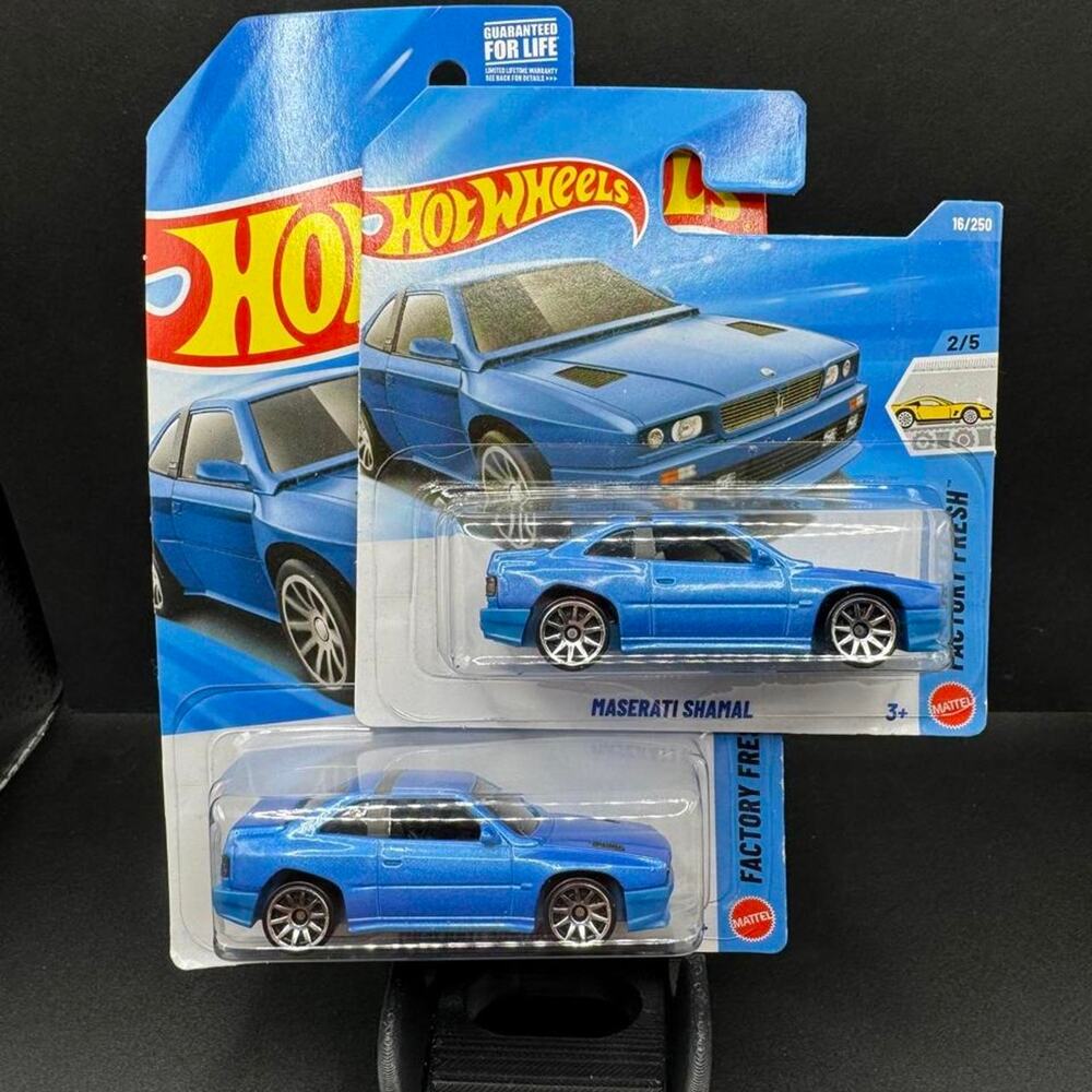 Hot wheels maserati shamal blue